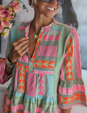 Julie – Vestido elegante e colorido