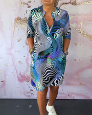 Farah - Vestido colorido com decote em V